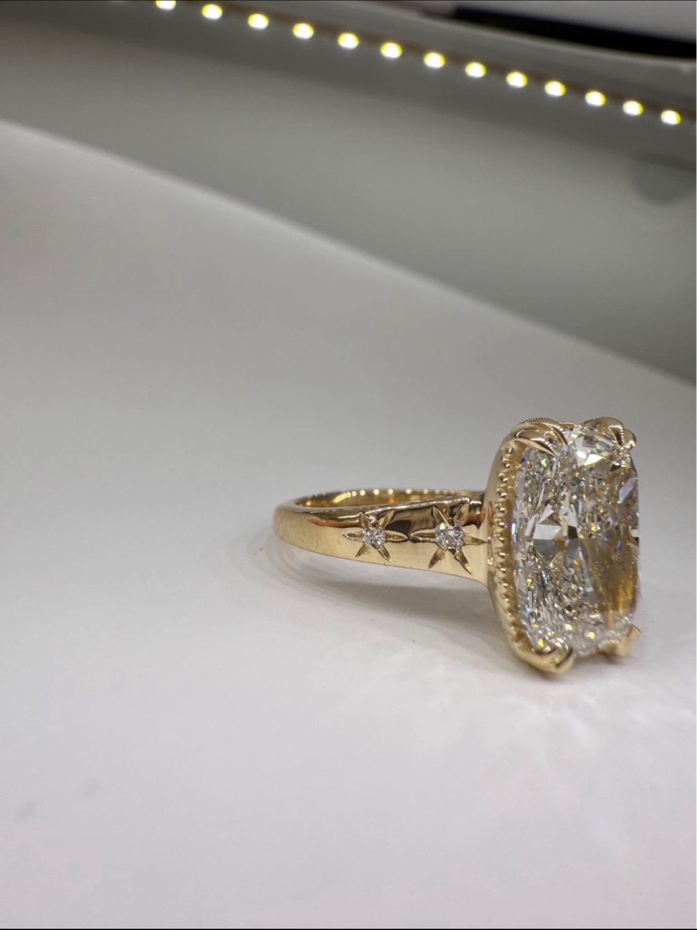 5.02 carat E VS1 elongated cushion diamond engagement ring - Picture 14 of 17